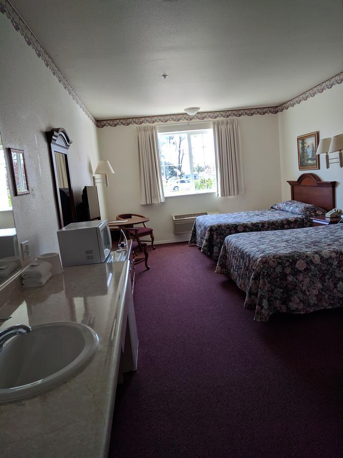 Hotel Lighthouse 2*